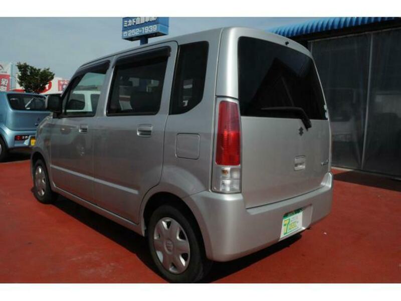 WAGON R