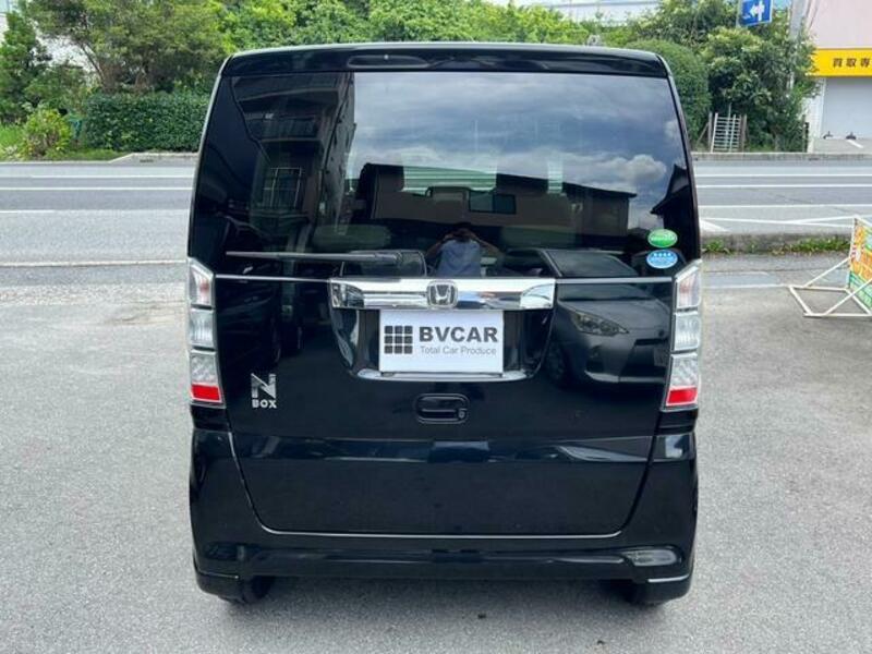 N BOX