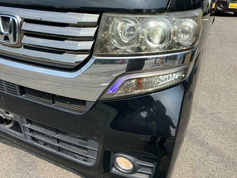 N BOX CUSTOM