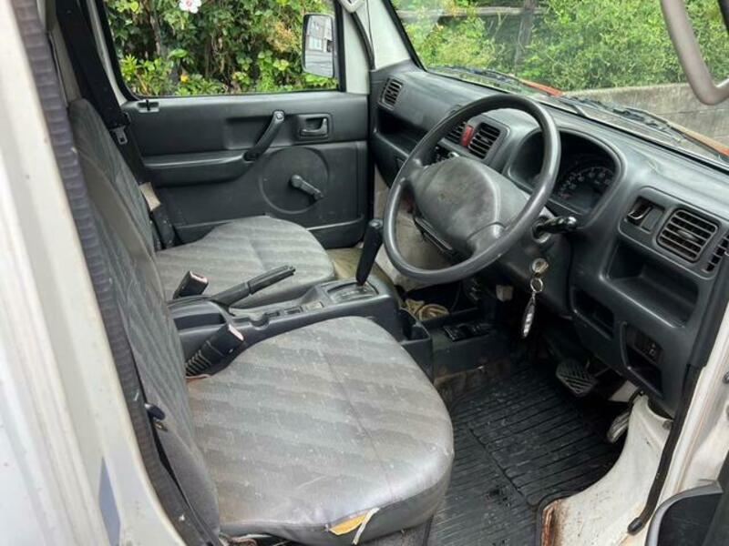 CARRY TRUCK