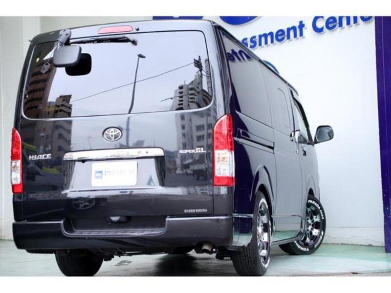 HIACE VAN