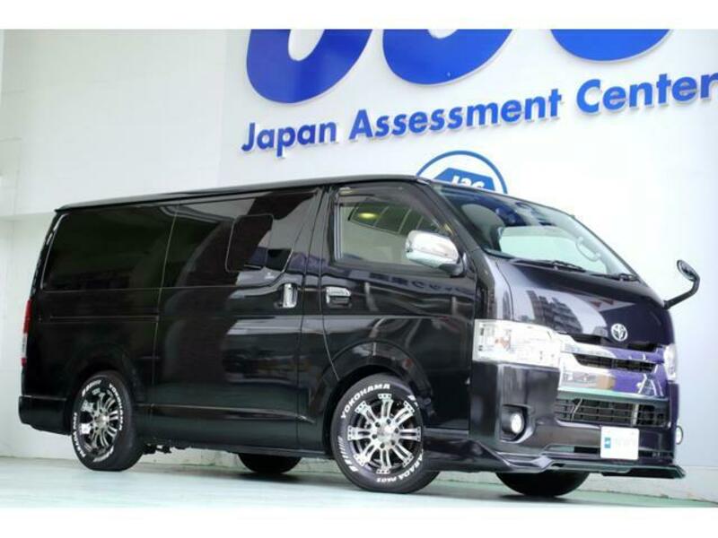 TOYOTA HIACE VAN