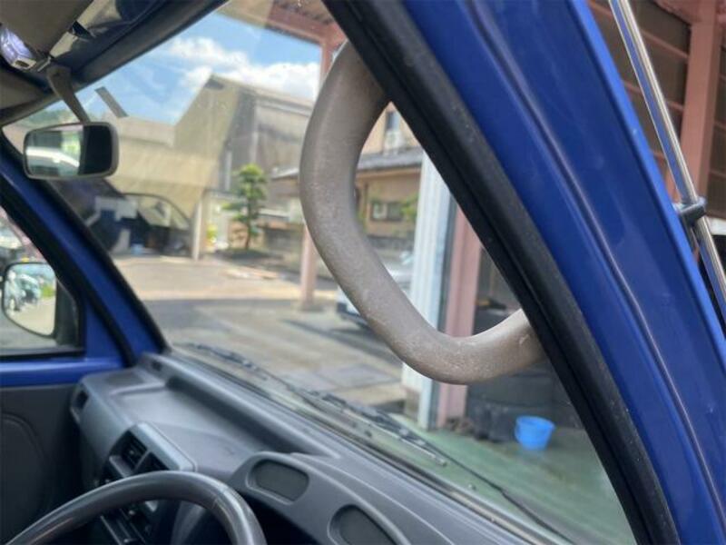 MINICAB TRUCK