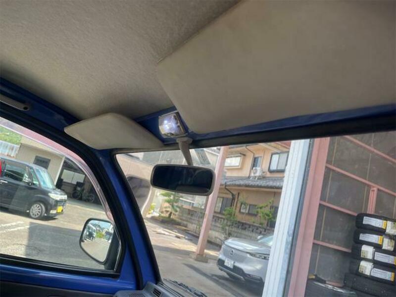 MINICAB TRUCK