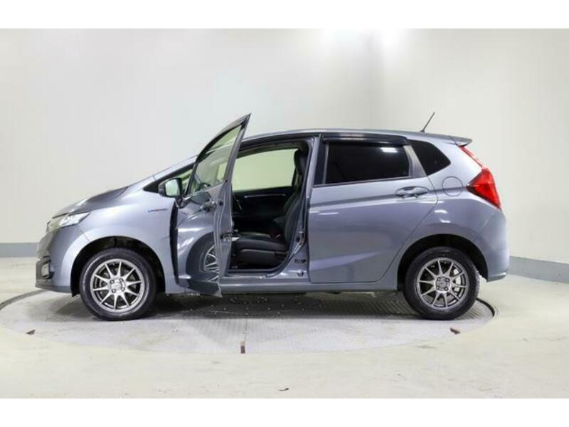 FIT HYBRID