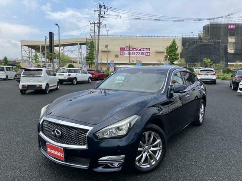 NISSAN FUGA