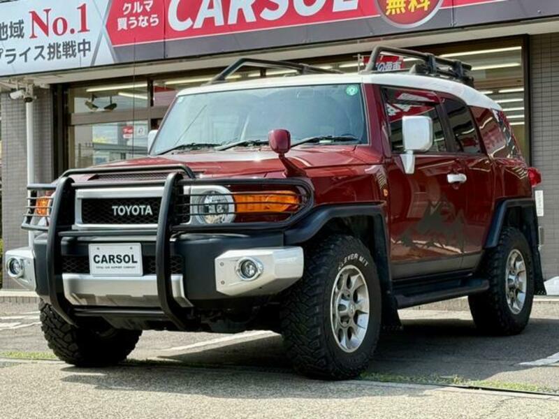 TOYOTA FJ CRUISER