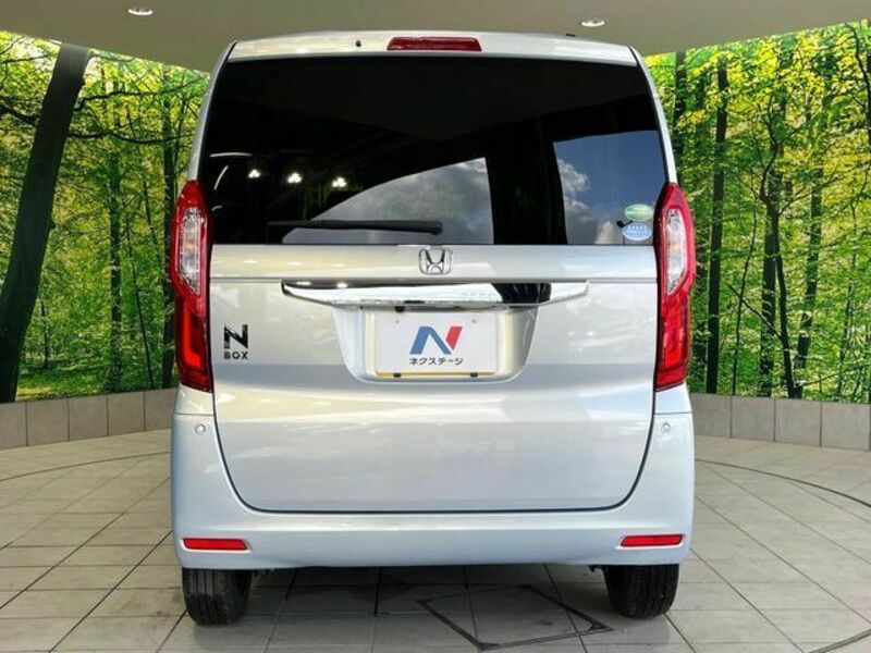 N BOX