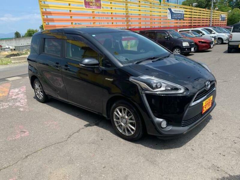TOYOTA SIENTA