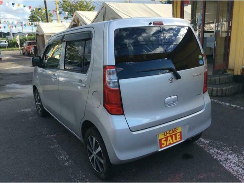 WAGON R
