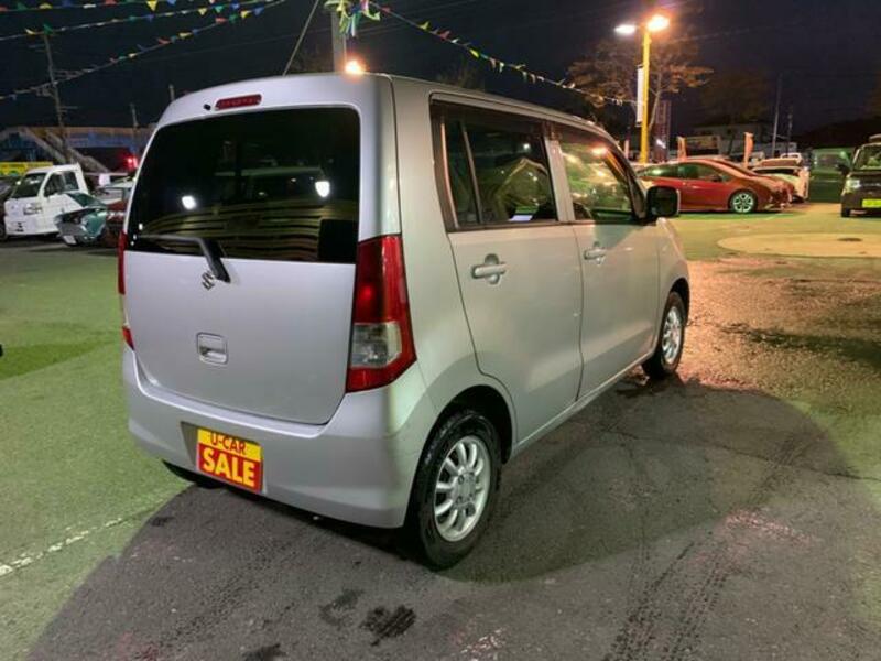 WAGON R