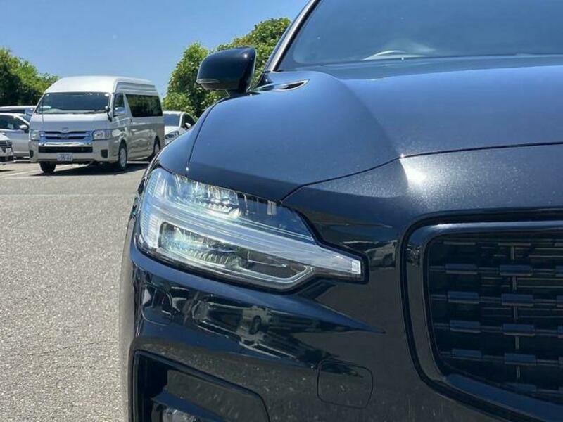 V60