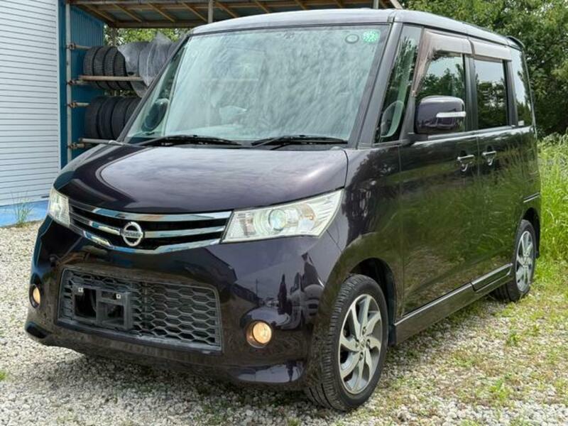 NISSAN ROOX