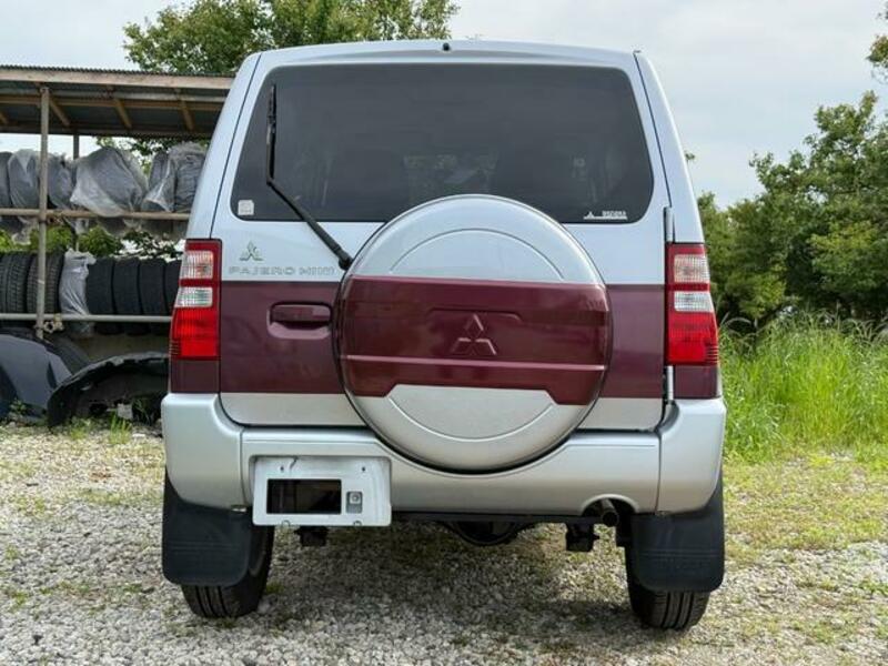 PAJERO MINI