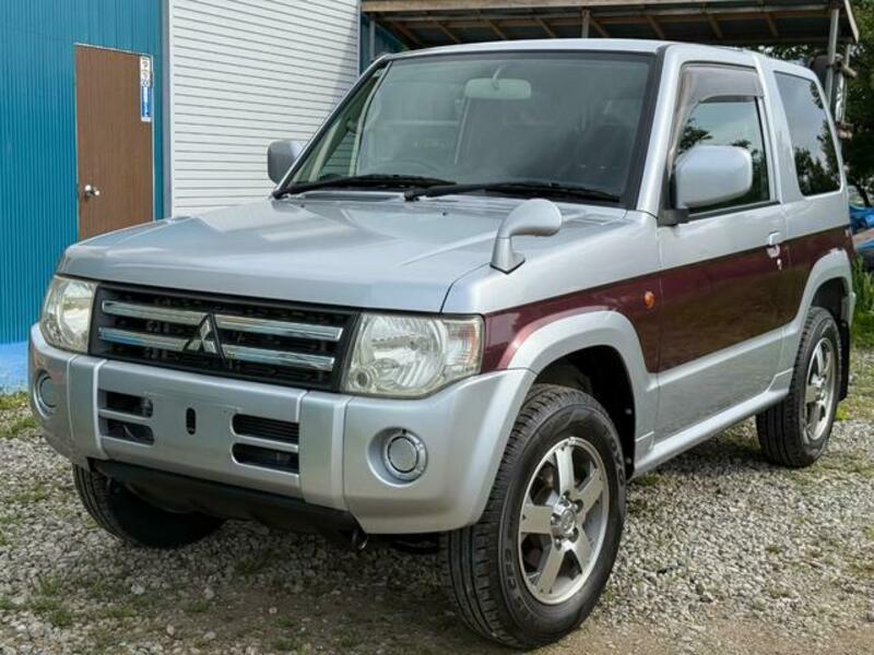 MITSUBISHI PAJERO MINI