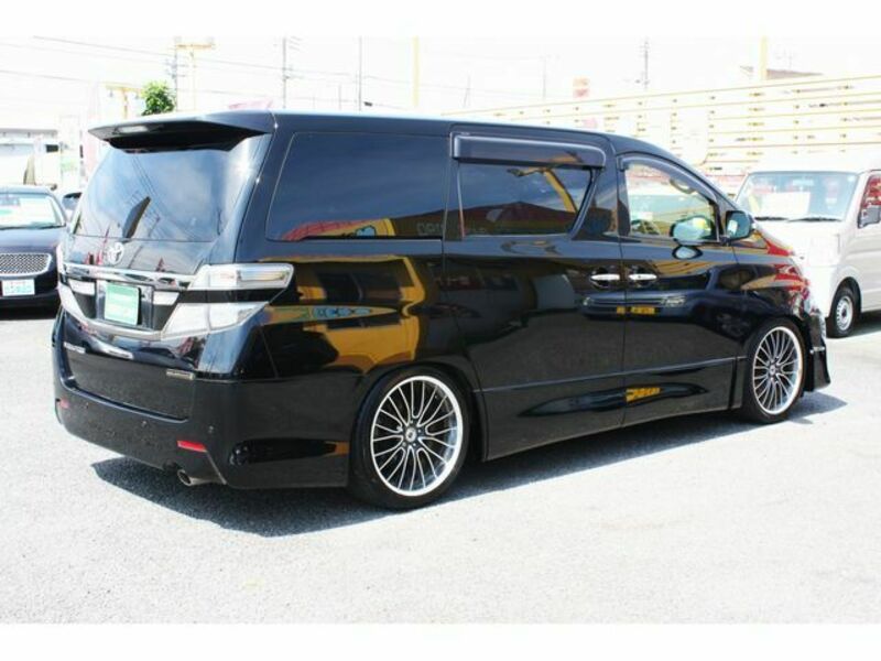 VELLFIRE