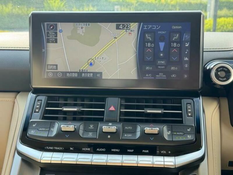 LAND CRUISER