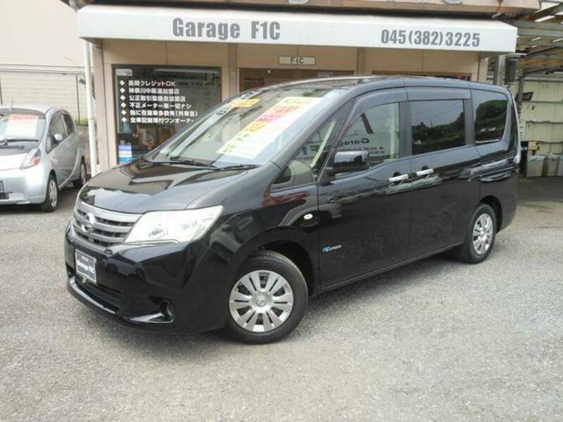 NISSAN SERENA