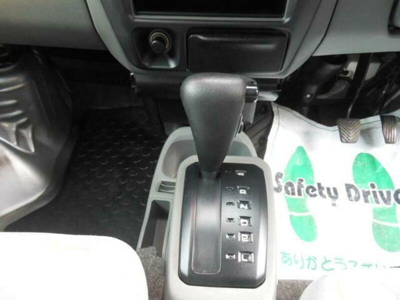CLIPPER VAN