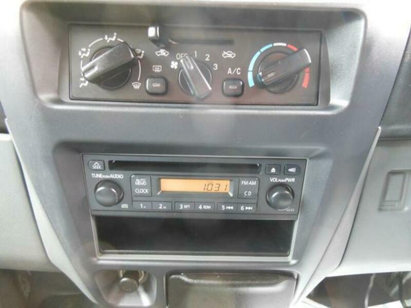 CLIPPER VAN