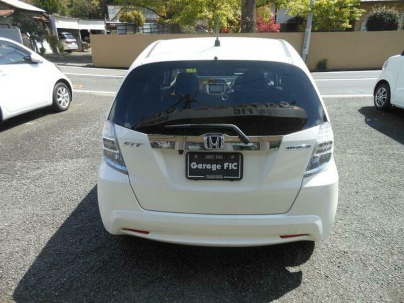 FIT HYBRID