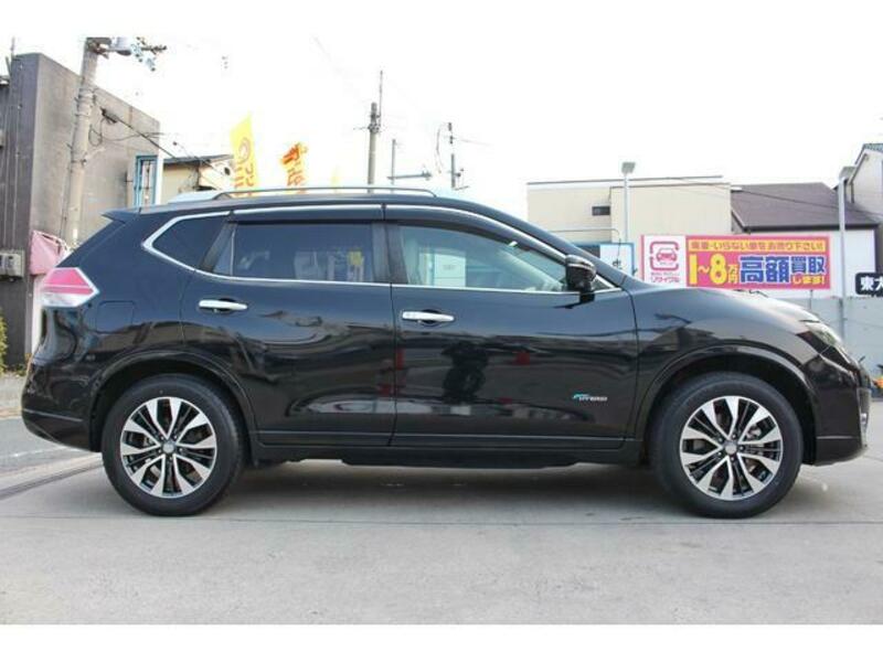 X-TRAIL