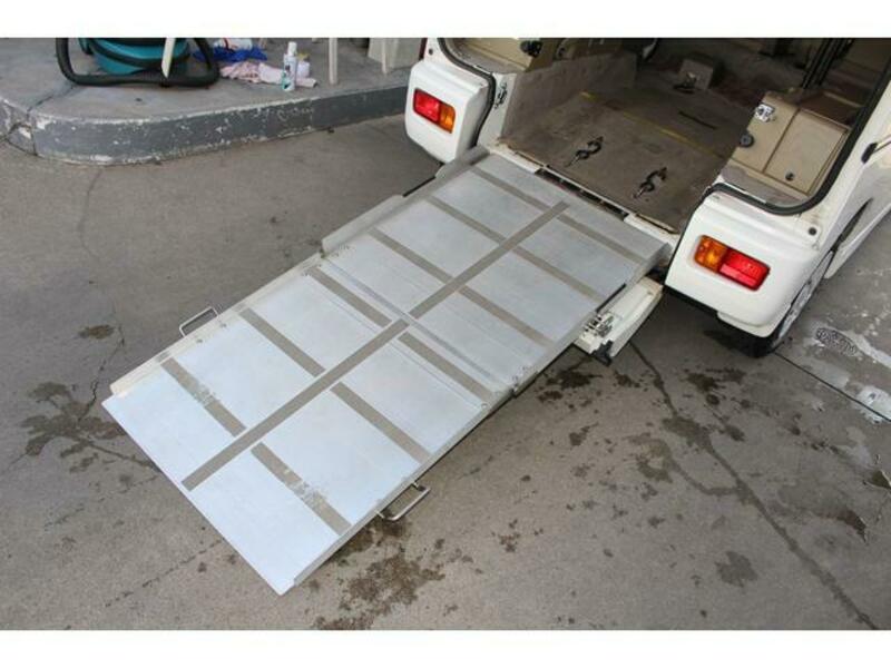 ATRAI WAGON