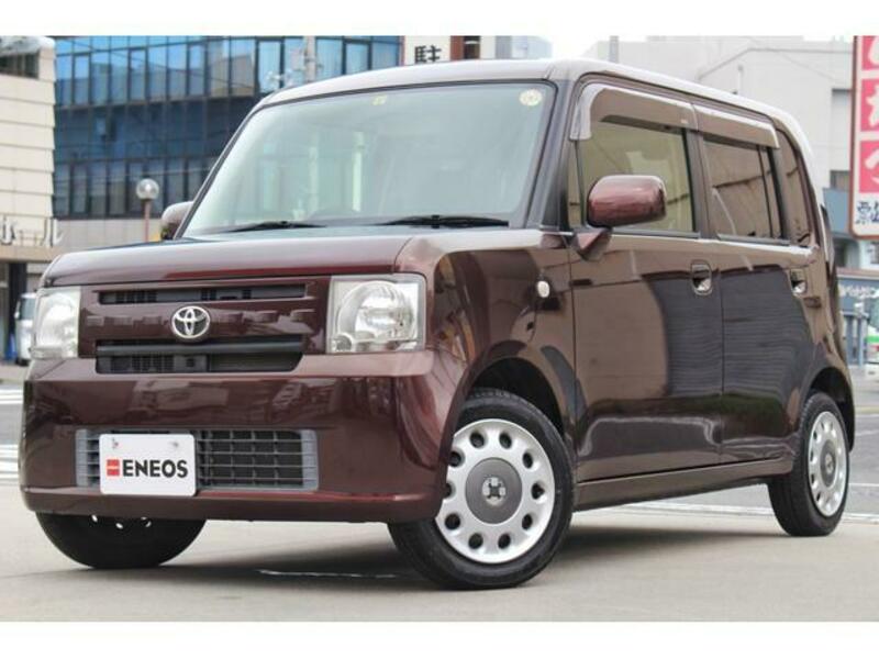 TOYOTA PIXIS SPACE