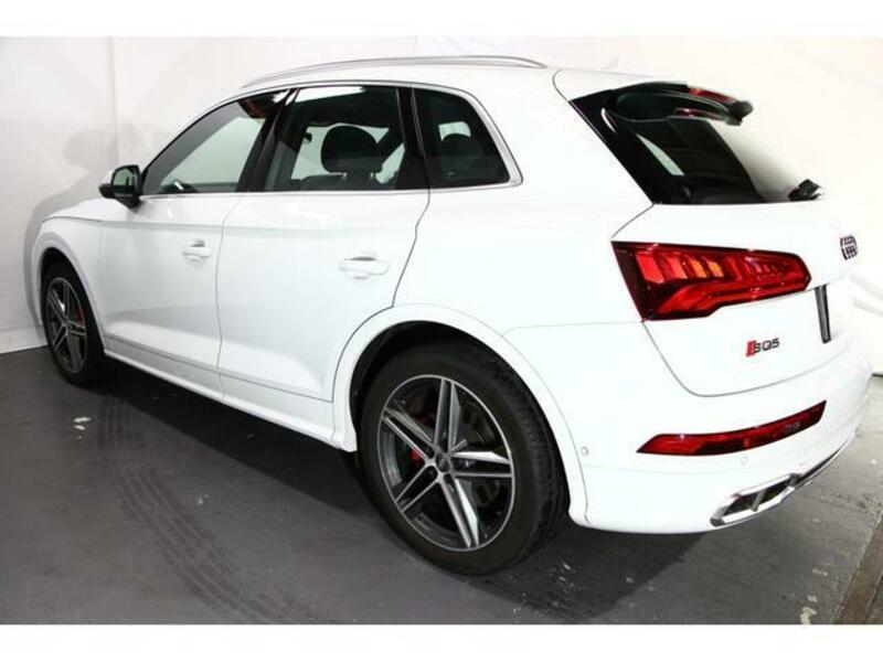 SQ5