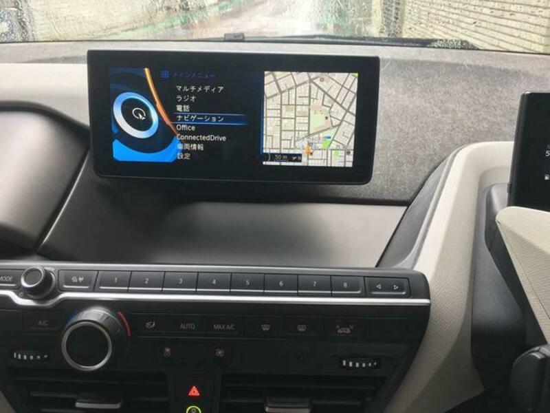 i3