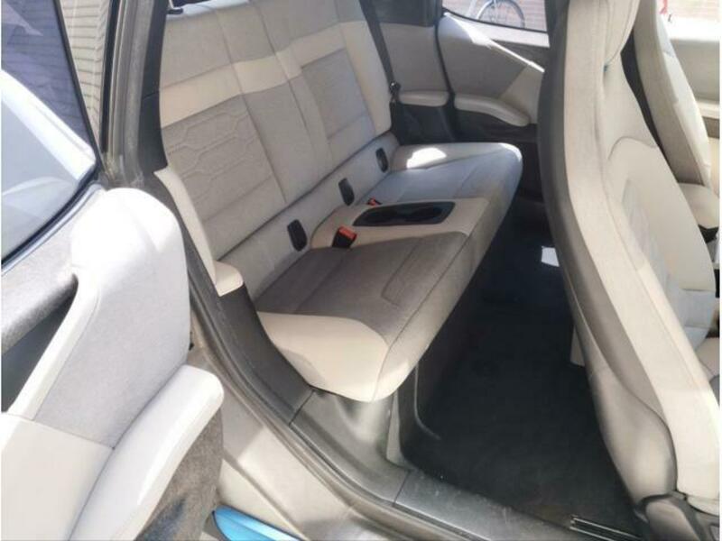 i3