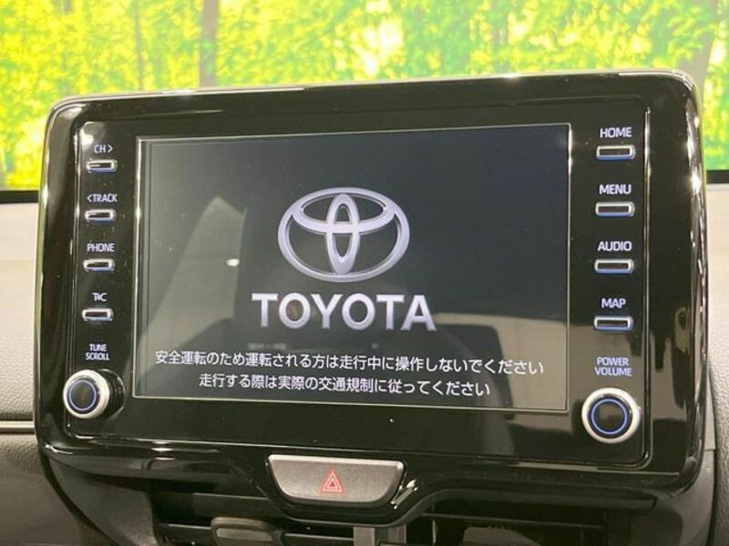 YARIS CROSS