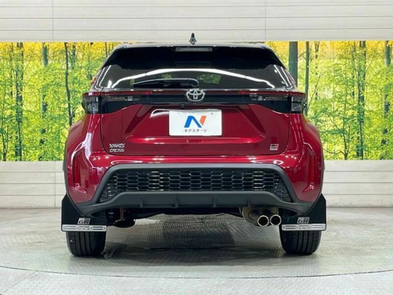 YARIS CROSS