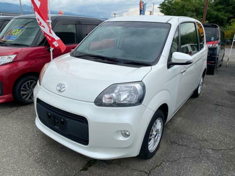 TOYOTA PORTE