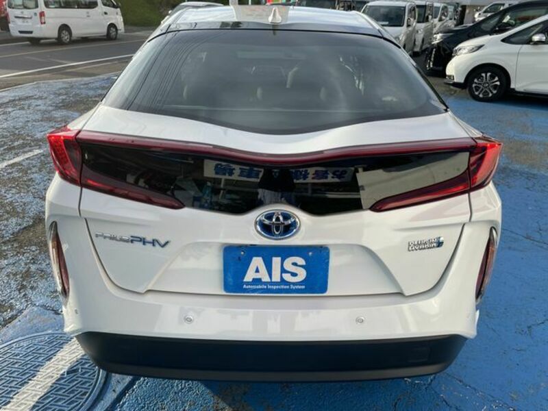 PRIUS PHV