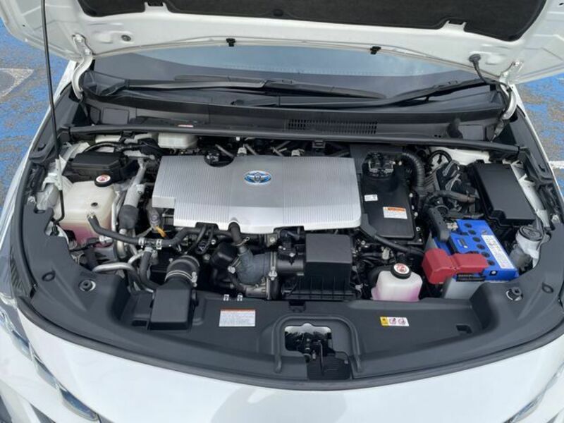 PRIUS PHV