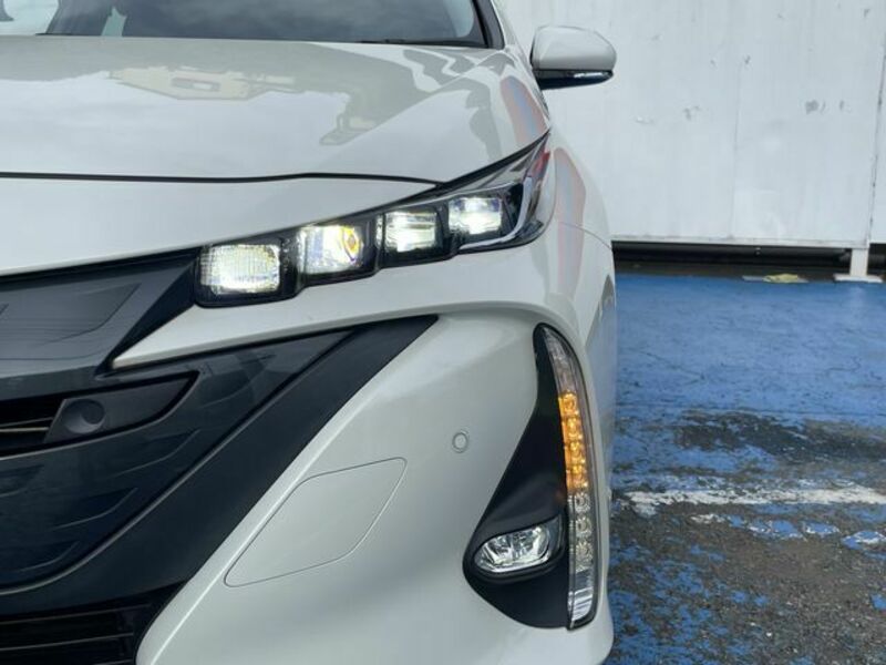 PRIUS PHV