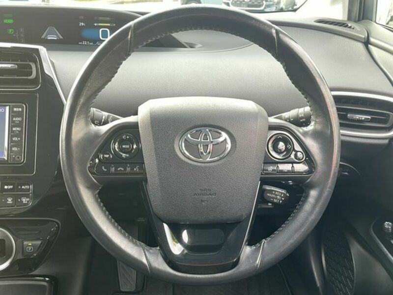 PRIUS PHV