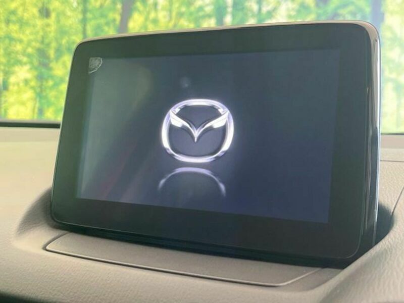 MAZDA2