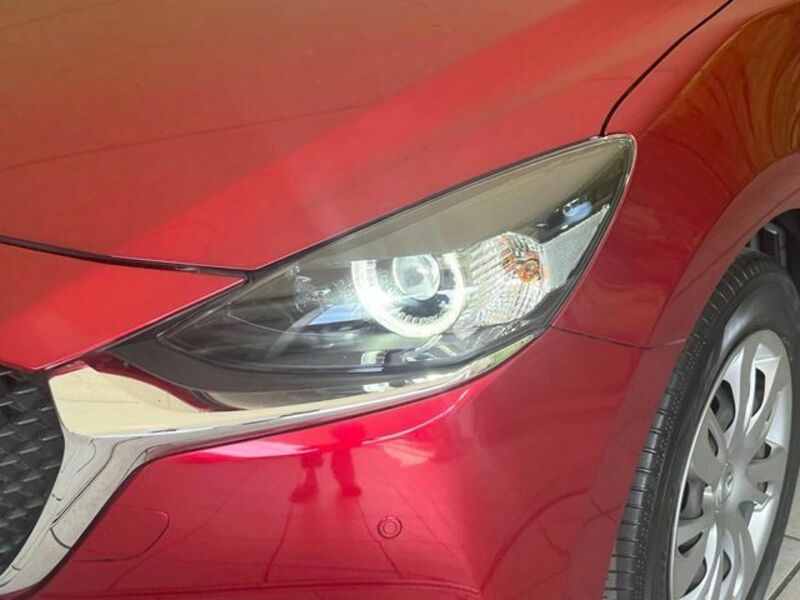 MAZDA2