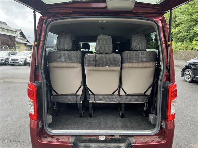 NV350 CARAVAN WAGON