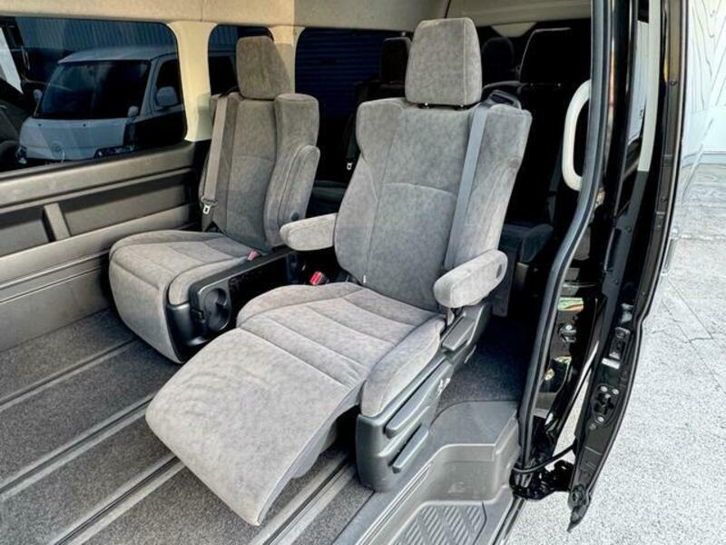 HIACE WAGON