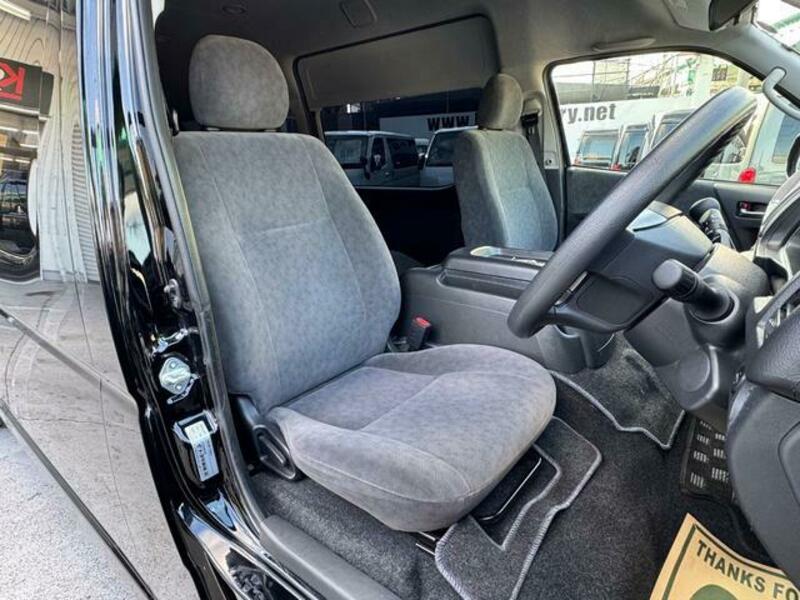 HIACE WAGON