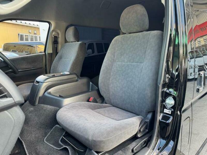HIACE WAGON