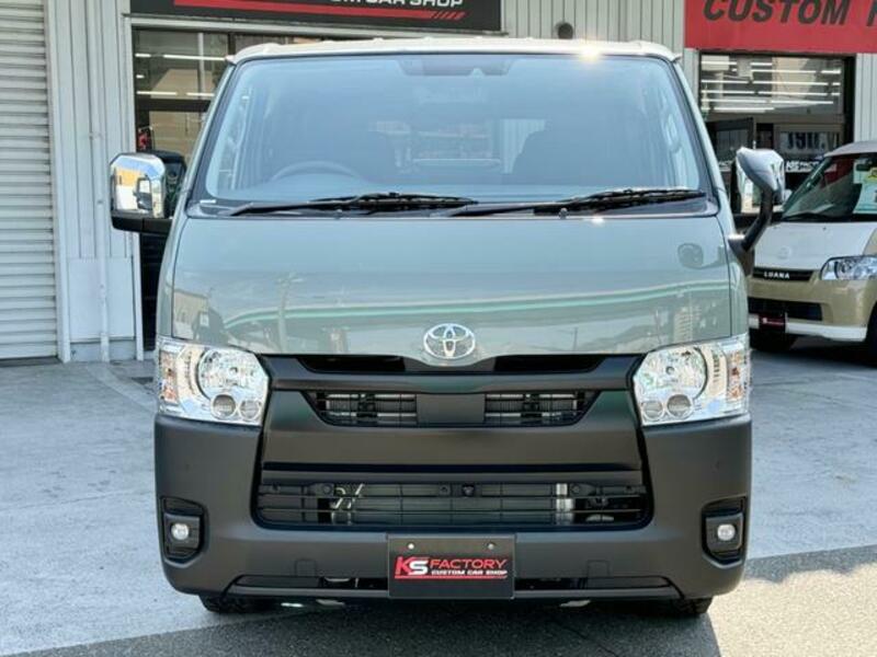 HIACE VAN