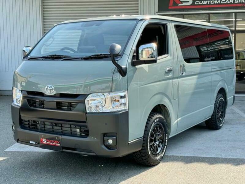 HIACE VAN