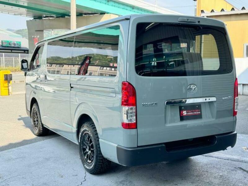 HIACE VAN
