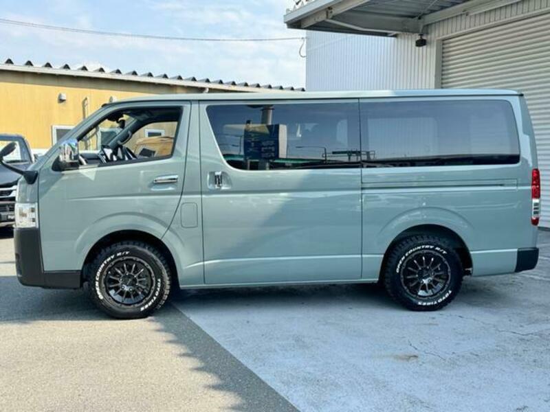 HIACE VAN