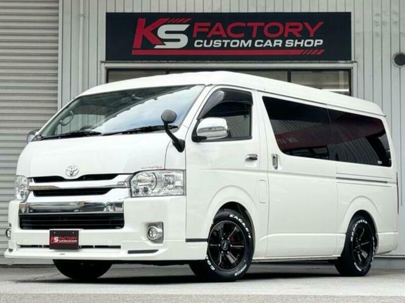 TOYOTA HIACE WAGON