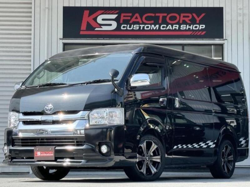 TOYOTA HIACE WAGON